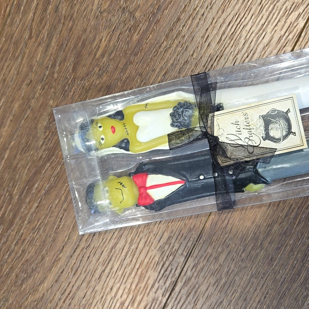 NWT WITCH  CRAFTERS FRANKENSTEIN CANDLES.    #6421